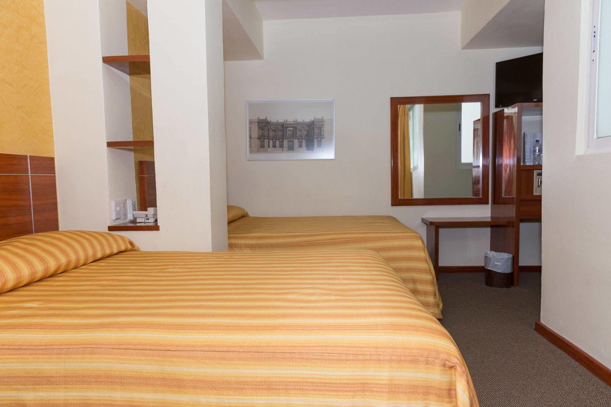 Hotel Roble Mexico Extérieur photo
