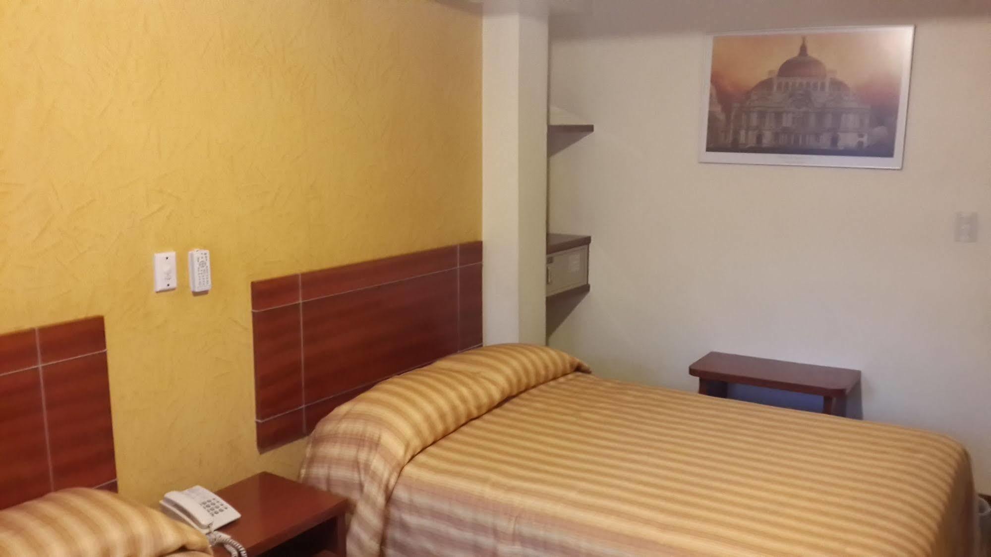 Hotel Roble Mexico Extérieur photo